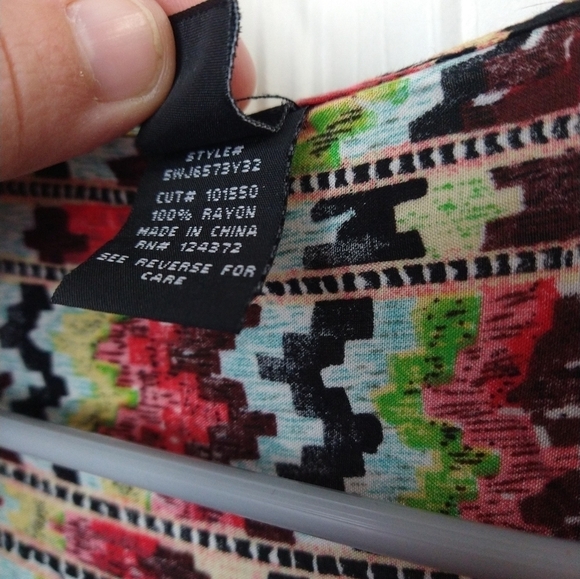 $ Love tease open dress cardigan lined with black fringe. Size S - Picture 7 of 11